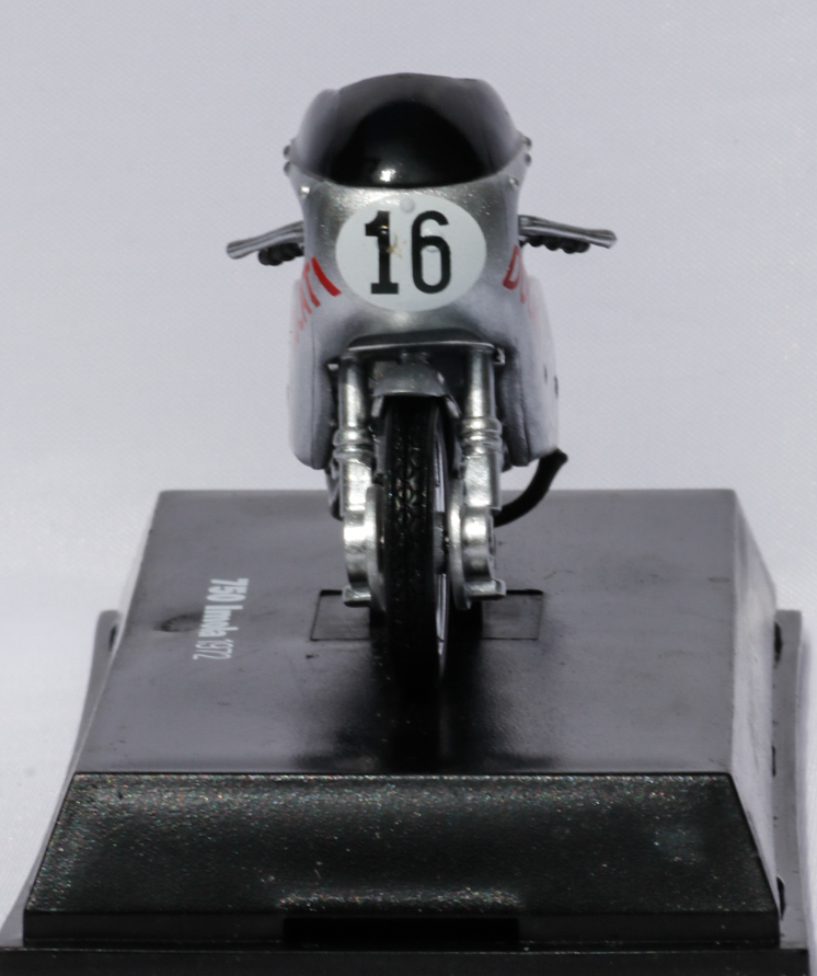 Newray 1-32 Ducati 750 Imola